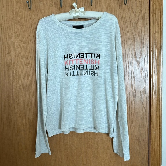 Kittenish Tops - Kittenish Long Sleeve Cropped Tee